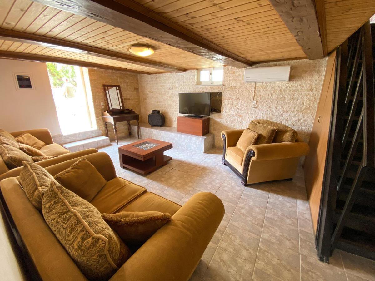 Pulchra Campis,Private Pool,Wifi,Parking Appartement Nerokouros Buitenkant foto